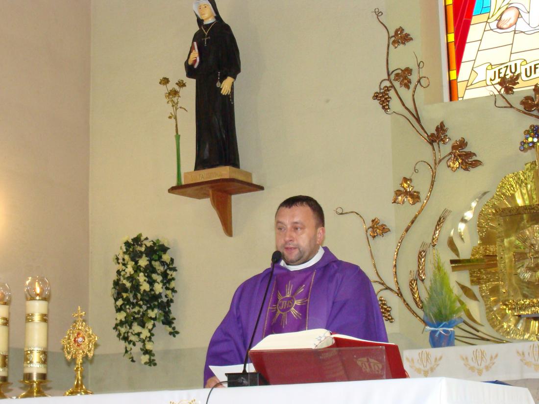 Zdjęcie w galerii Wprowadzenie relikwii św. Faustyny do naszej parafii. nr 3